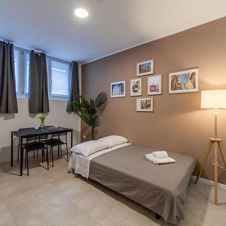 Authentic Private Flat 2 Min From Navigli Appartement Milaan Buitenkant foto