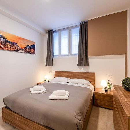 Authentic Private Flat 2 Min From Navigli Appartement Milaan Buitenkant foto