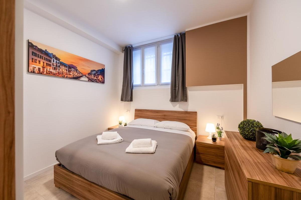 Authentic Private Flat 2 Min From Navigli Appartement Milaan Buitenkant foto