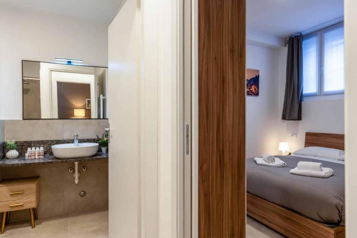 Authentic Private Flat 2 Min From Navigli Appartement Milaan Buitenkant foto